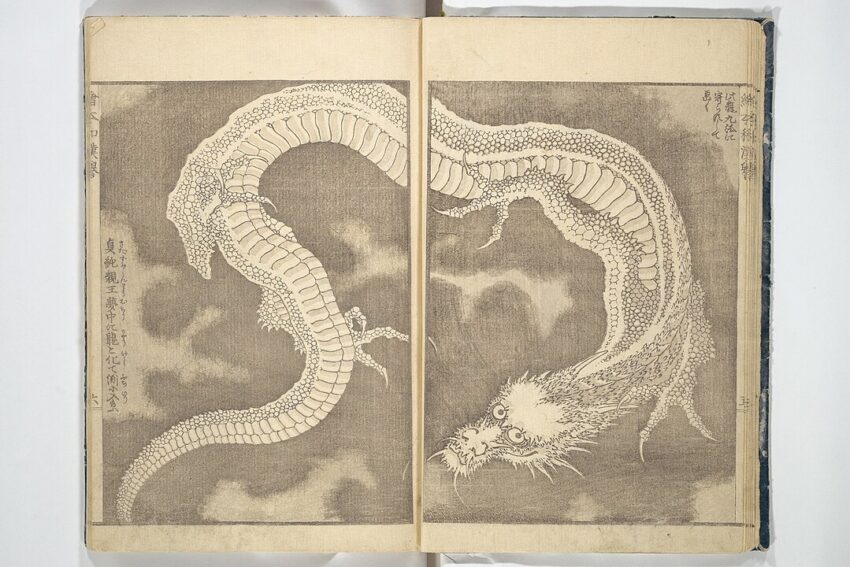 葛飾北斎が描いた動物たちの魅力完全ガイド:『北斎漫画』から名作まで徹底解説 葛飾北斎による龍の天井画